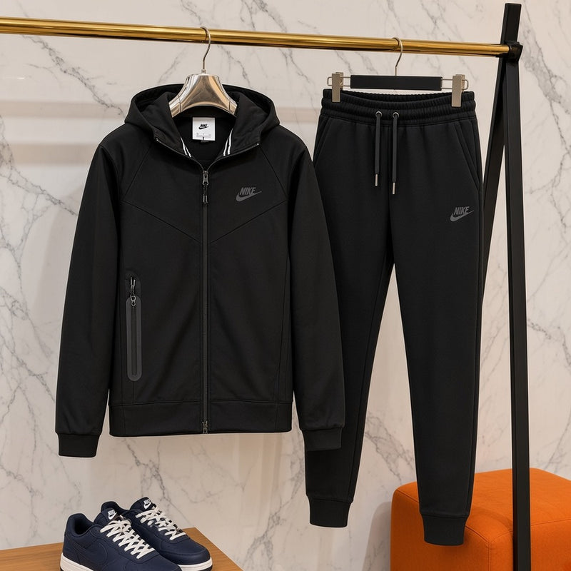 Ανδρικό Σετ Φόρμας Nike με Κουκούλα Μαύρο – Έκδοση 2